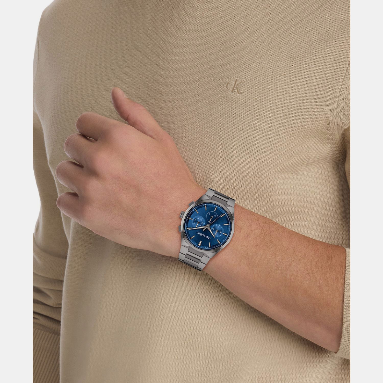 Distinguish Men Quartz Dark Blue Dial Chronograph Stainless Steel Watch 25200443