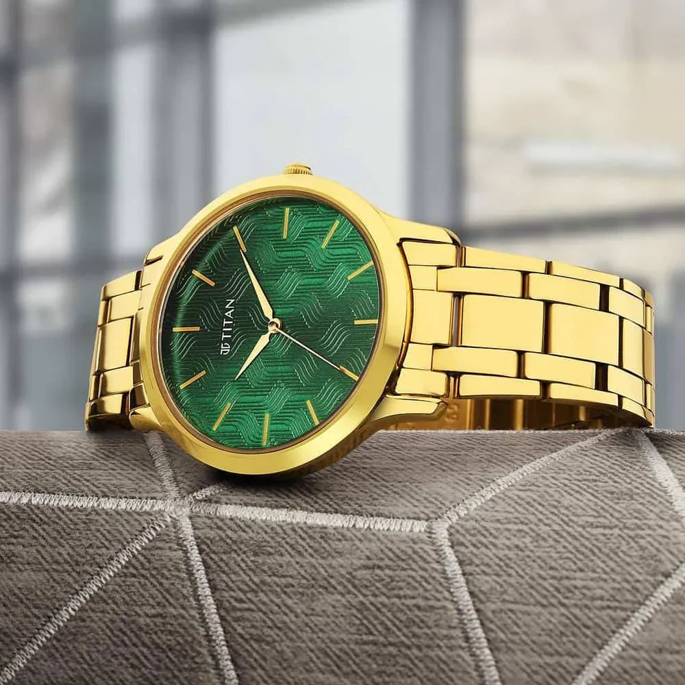 Titan Karishma Radiance Green Dial Analog Stainless Steel Strap Men watch NR1825YM07